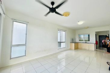 Puncak Hijauan (Hijauan Heights)