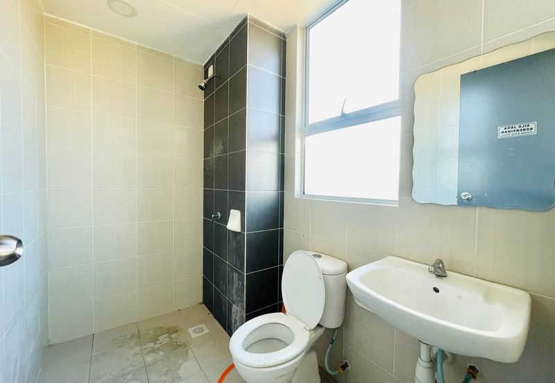 Puncak Hijauan (Hijauan Heights)