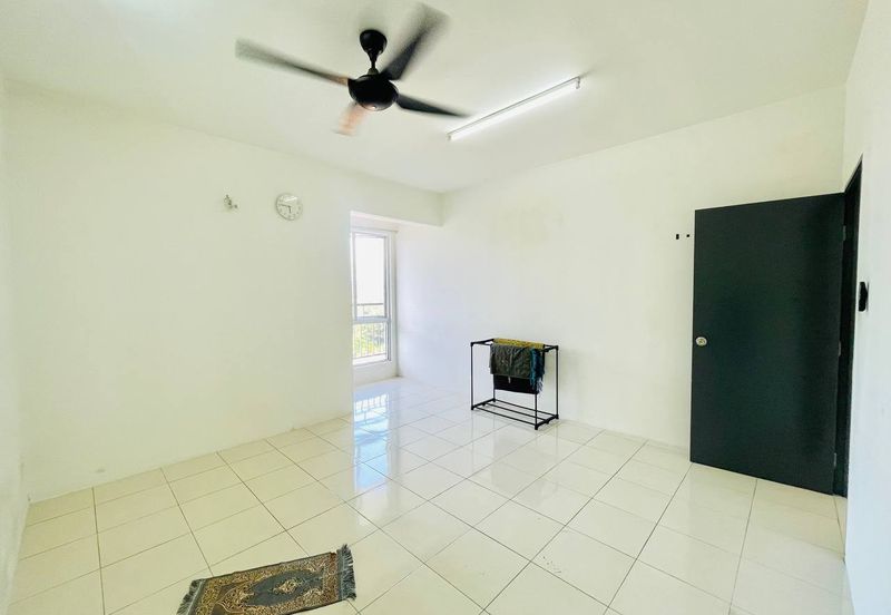 Puncak Hijauan (Hijauan Heights)