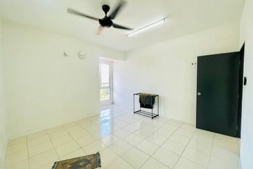 Puncak Hijauan (Hijauan Heights)