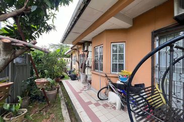 Seksyen 8, Kota Damansara