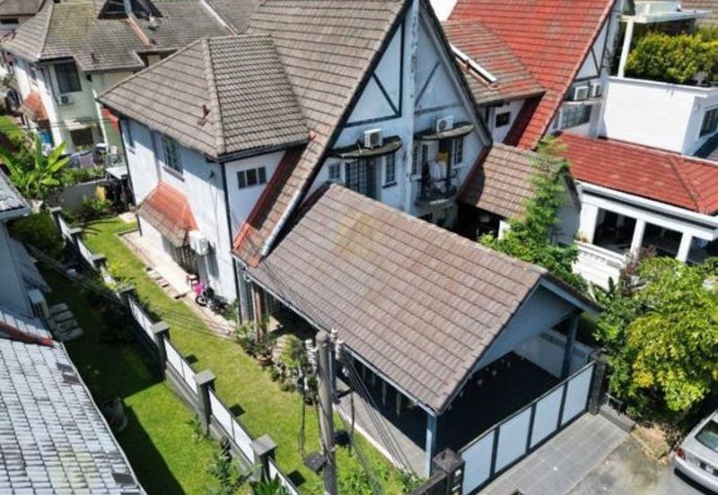 FREEHOLD END LOT, Double Storey Terrace House @ Taman Setiawangsa, KL - Extra Land at Side & Huge Parking Space Up To 4 Cars