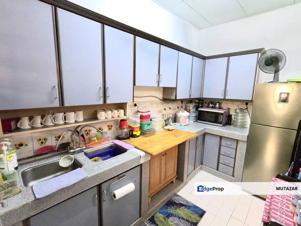 FREEHOLD, 1.5 Storey Terrace House @ BK2 Bandar Kinrara, Puchong - Facing Open Space & Extended Kitchen, Selangor, Bandar Kinrara Puchong