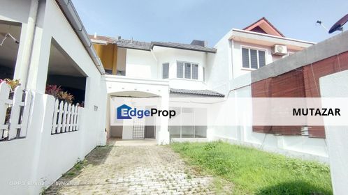 FACING OPEN!  Double Storey Terrace House at Jalan Cecawi, Seksyen 6, Kota Damansara - Refurbished & Huge Extra Land, Selangor, Kota Damansara