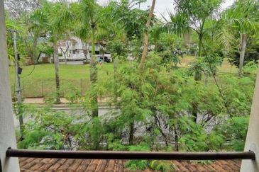 Seksyen 11, Kota Damansara