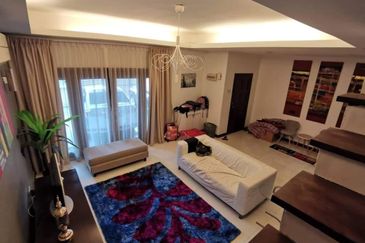 Seksyen 11, Kota Damansara