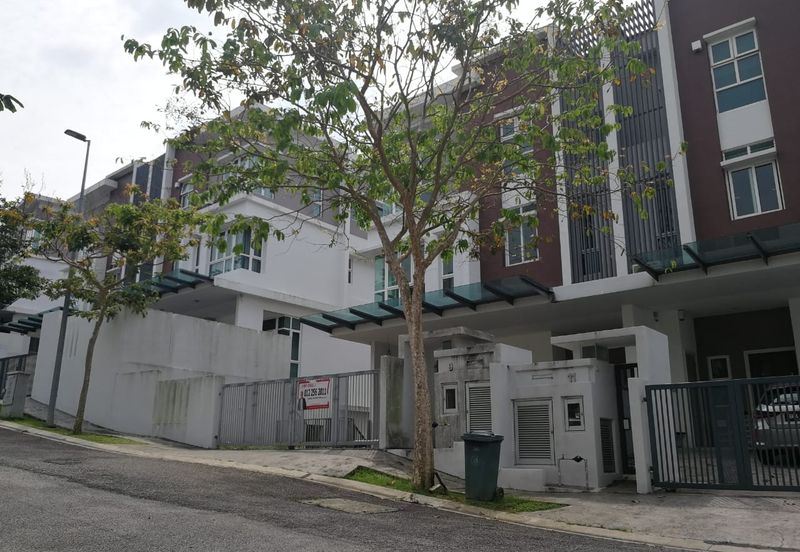 Rafflesia @ The Hill