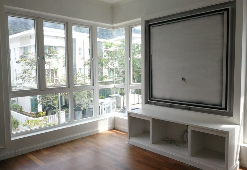 Rafflesia @ The Hill