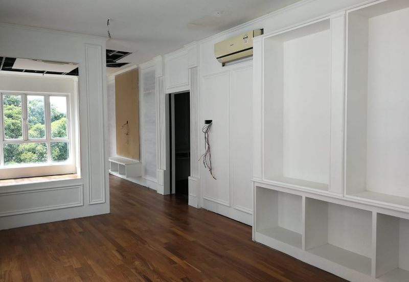 Rafflesia @ The Hill