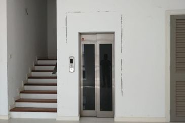 Rafflesia @ The Hill