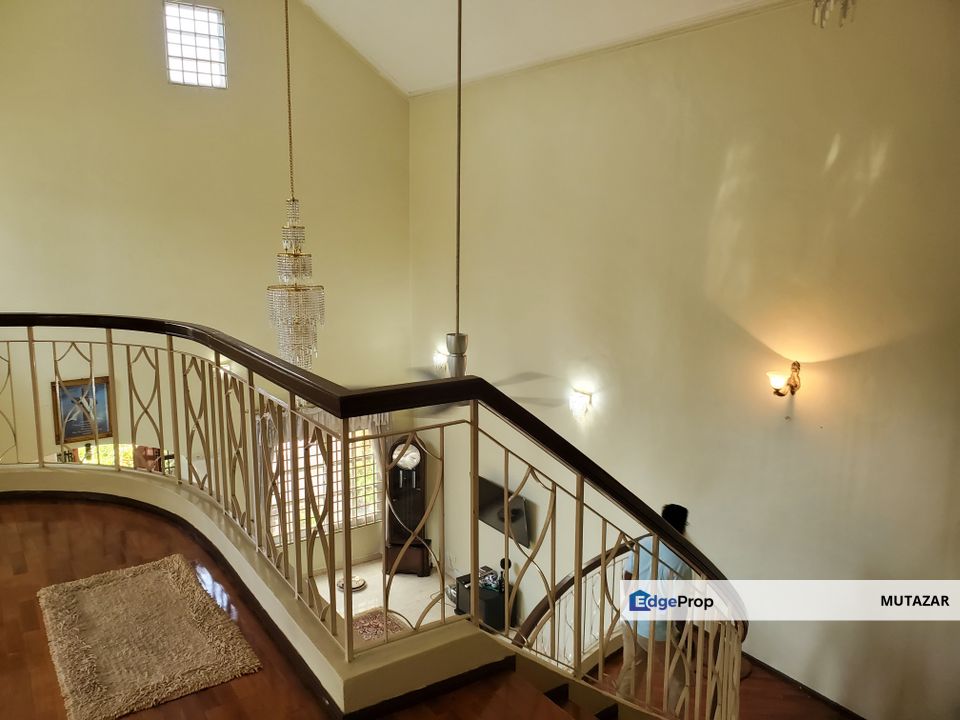 FREEHOLD, Double Storey Bungalow @ USJ 17, Subang Jaya - Huge Extra Land with 6 Bedrooms & 1 Office Room, Selangor, USJ