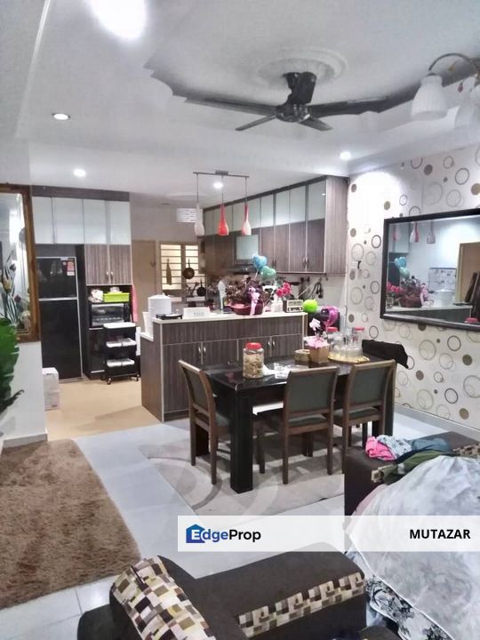 Double Storey Terrace House at Taman Impian Putra, Bandar Seri Putra, Kajang - Renovated & Big Built Up Size, Selangor, Kajang