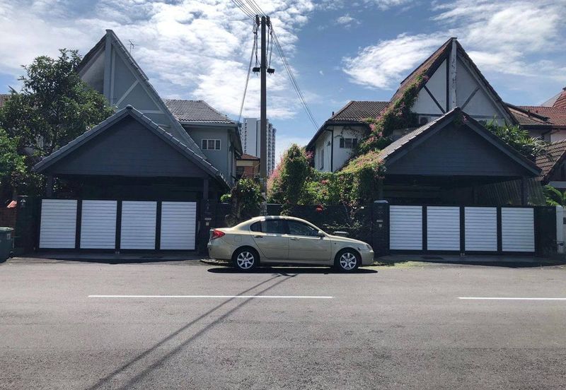 FREEHOLD END LOT, Double Storey Terrace House @ Taman Setiawangsa KL - Extra Land At Side