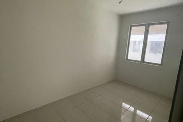 Seroja Apartment (Putra Perdana)