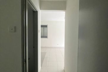 Seroja Apartment (Putra Perdana)