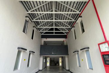 Seroja Apartment (Putra Perdana)