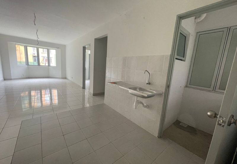 Seroja Apartment (Putra Perdana)