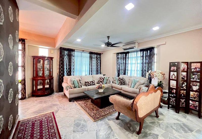 Taman Tasik Semenyih (Lake Residence)