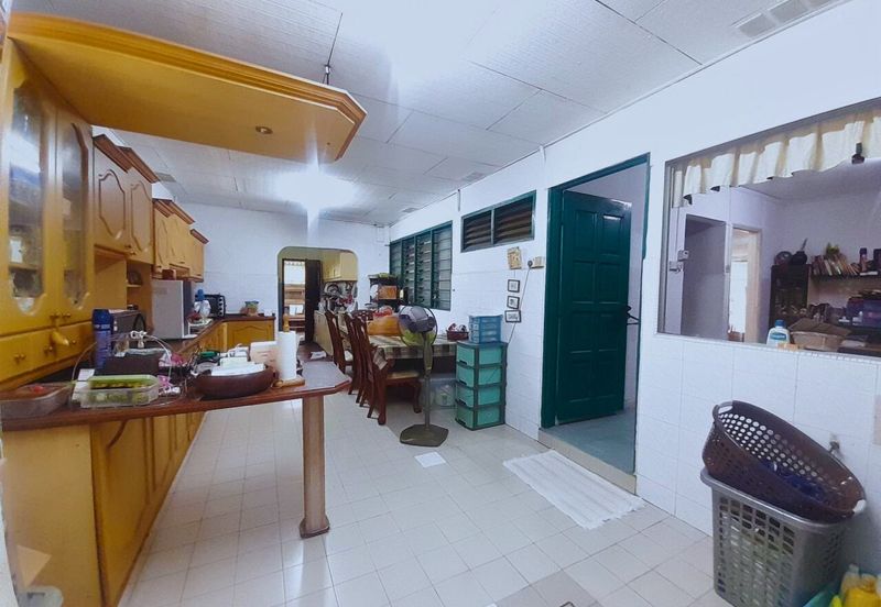 Seksyen 4, Shah Alam