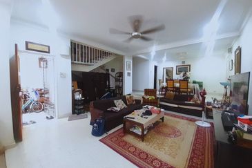 Seksyen 4, Shah Alam