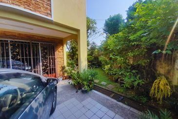 Seksyen 4, Shah Alam