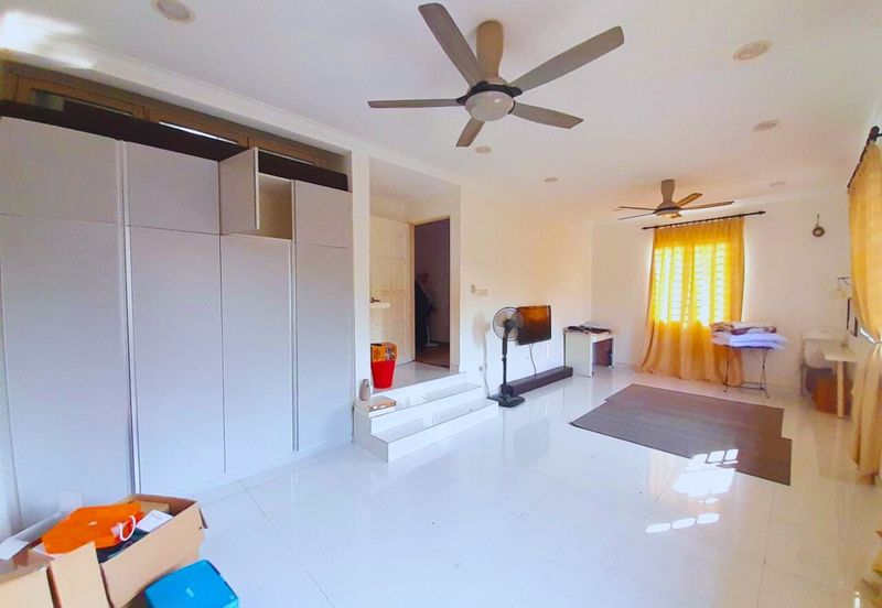 Seksyen 4, Shah Alam