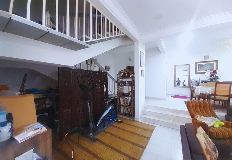 Seksyen 4, Shah Alam