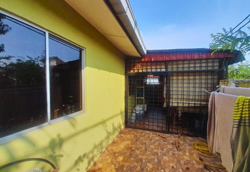 Seksyen 4, Shah Alam