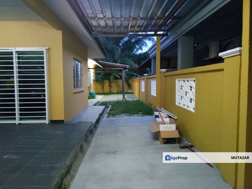 Single Storey Semi-D @ Kg Lombong, Sek 29 Shah Alam - Extra Land at Side, Selangor, Shah Alam