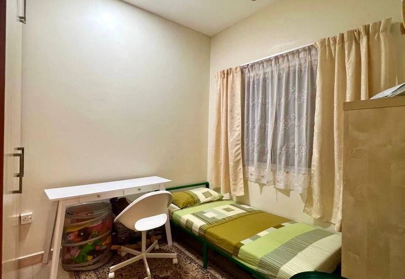 RENOVATED-EXTENDED-BIG BUILT UP, Double Storey Terrace House @ U8 Jalan Serambi, Bukit Jelutong, Shah Alam - FREEHOLD