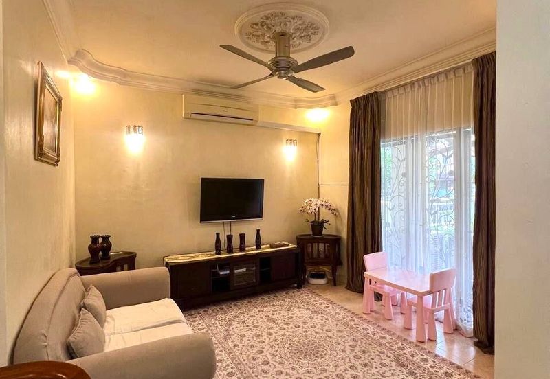 RENOVATED-EXTENDED-BIG BUILT UP, Double Storey Terrace House @ U8 Jalan Serambi, Bukit Jelutong, Shah Alam - FREEHOLD