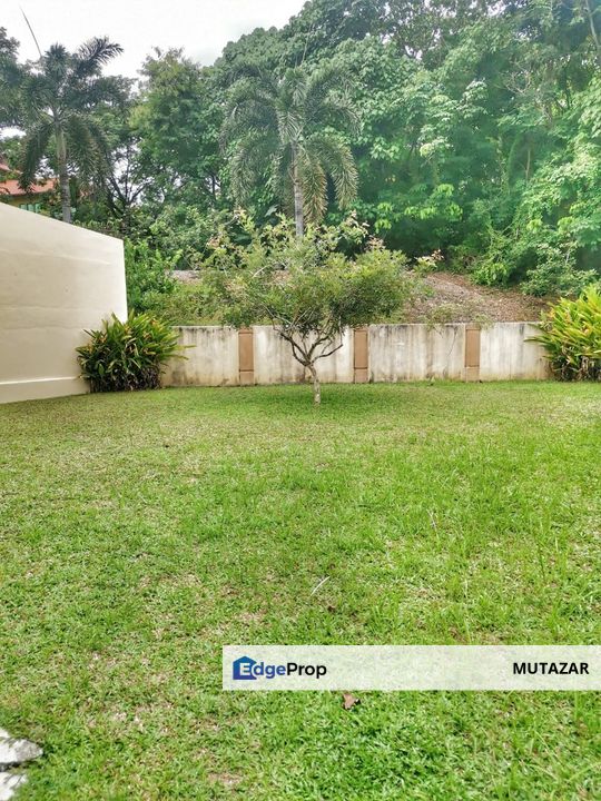 FREEHOLD - END LOT- FACING OPEN,  Double Storey Semi-D @ Country Heights Kajang - Huge Extra Land, Selangor, Country Heights