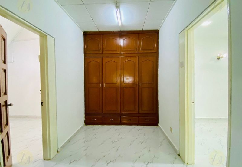 FACING OPEN, Double Storey Terrace House in Taman Setiawangsa, KL - FREEHOLD