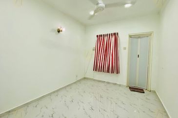 FACING OPEN, Double Storey Terrace House in Taman Setiawangsa, KL - FREEHOLD