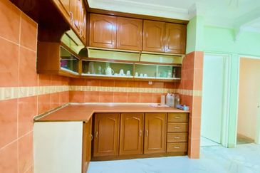 FACING OPEN, Double Storey Terrace House in Taman Setiawangsa, KL - FREEHOLD