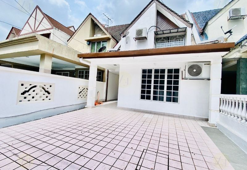 FACING OPEN, Double Storey Terrace House in Taman Setiawangsa, KL - FREEHOLD