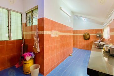 FACING OPEN, Double Storey Terrace House in Taman Setiawangsa, KL - FREEHOLD