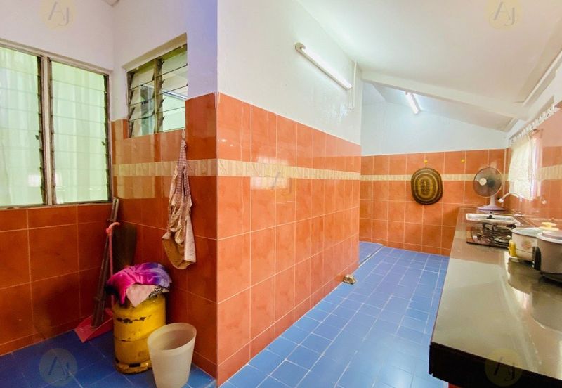 FACING OPEN, Double Storey Terrace House in Taman Setiawangsa, KL - FREEHOLD