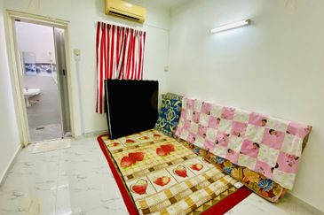 FACING OPEN, Double Storey Terrace House in Taman Setiawangsa, KL - FREEHOLD