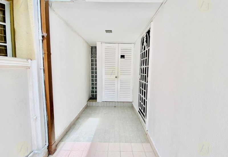 FACING OPEN, Double Storey Terrace House in Taman Setiawangsa, KL - FREEHOLD