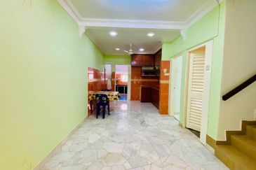 FACING OPEN, Double Storey Terrace House in Taman Setiawangsa, KL - FREEHOLD