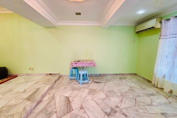 FACING OPEN, Double Storey Terrace House in Taman Setiawangsa, KL - FREEHOLD