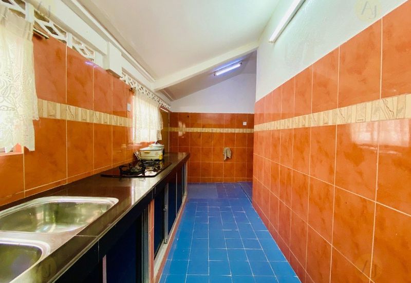 FACING OPEN, Double Storey Terrace House in Taman Setiawangsa, KL - FREEHOLD