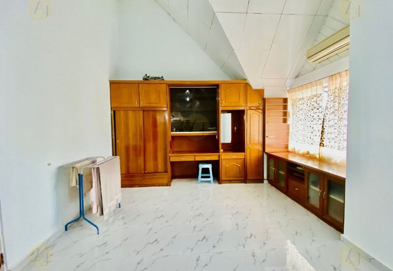 FACING OPEN, Double Storey Terrace House in Taman Setiawangsa, KL - FREEHOLD