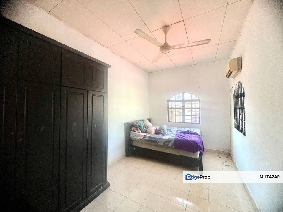 FULLY RENOVATED, Double Storey Superlink In Seksyen 7, Shah Alam - Big Built Up!!, Selangor, Shah Alam