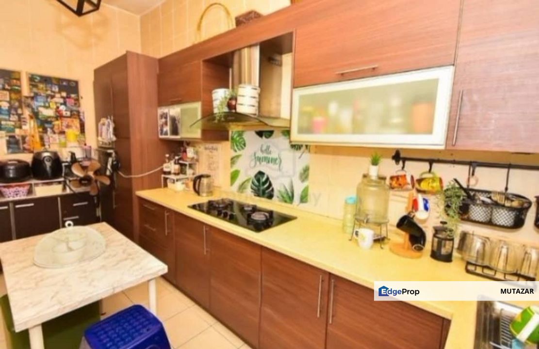 RARE RENOVATED! Double Storey Terrace House @ Seksyen U10, Alam Budiman, Shah Alam, Selangor, Shah Alam