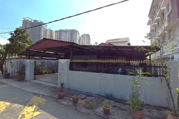 Kampung Datuk Keramat