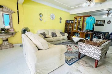 Taman Saujana Puchong