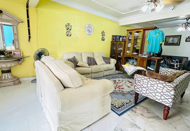 Taman Saujana Puchong