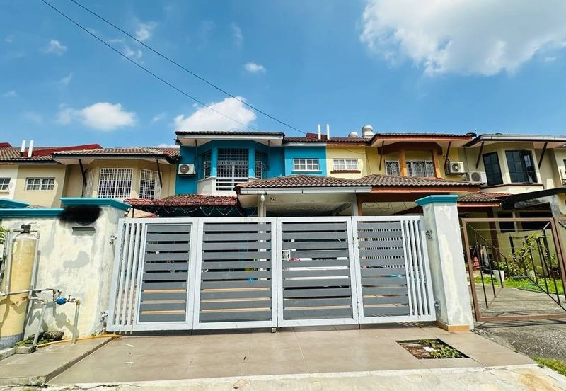 Taman Saujana Puchong